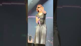 TWICEモモを世界中追っかけてる人の目線カメラがやば過ぎた #twice #twice_thisisfor_world_tour #モモ