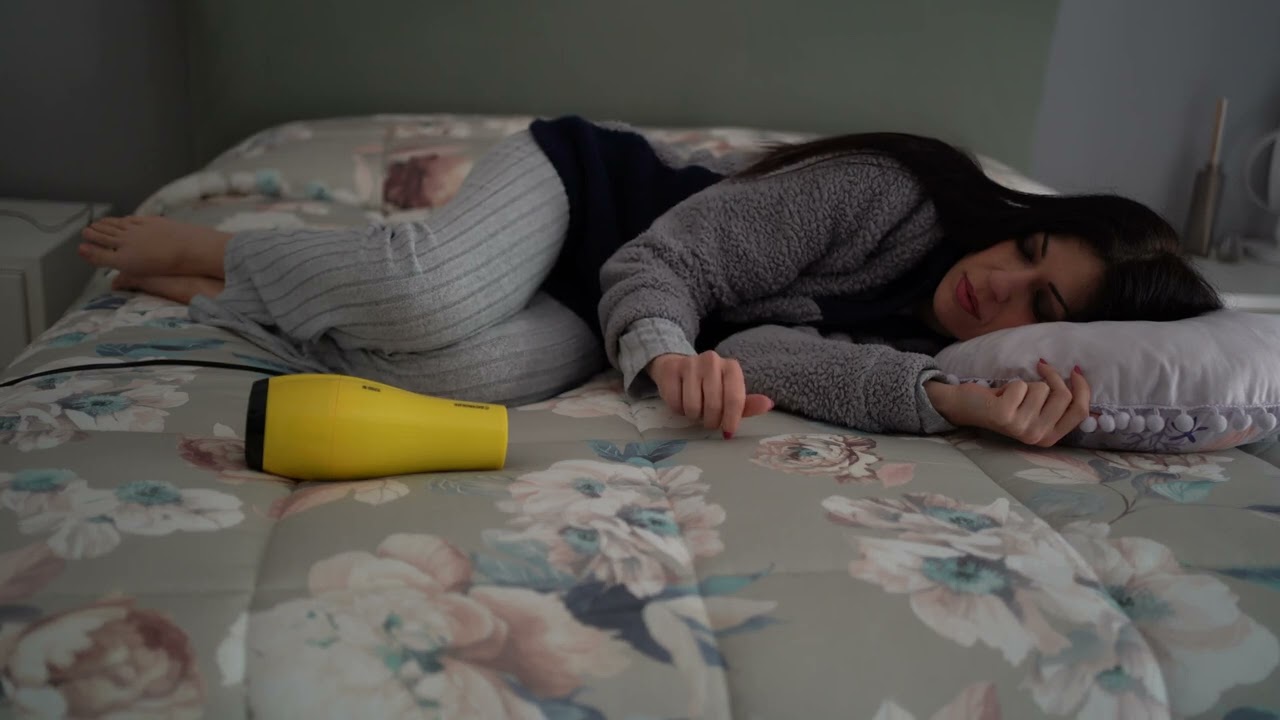 ASMR Relax sound, mi addormento con il calore del mio phon❤ #asmrrelaxation #hairdryersound