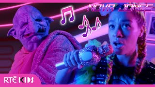 🎵 Nova Stands Up To Her Internet Troll 🖥️💪 | Nova Jones SONG | Anti-Bullying Month | @RTÉKIDS