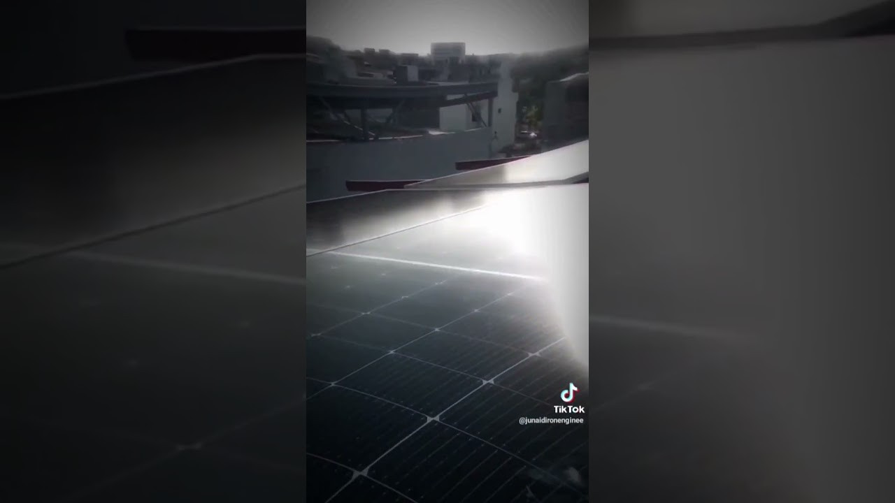 Solar structure advertising 