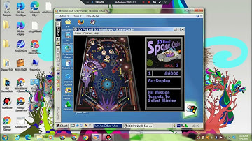Playing 3D Pinball on Windows 2000 VM.