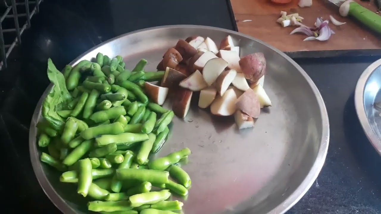 Aloo Bokla ki sbji 👌| TASTY and easy recipe 😋 | #food #cooking #recipe 