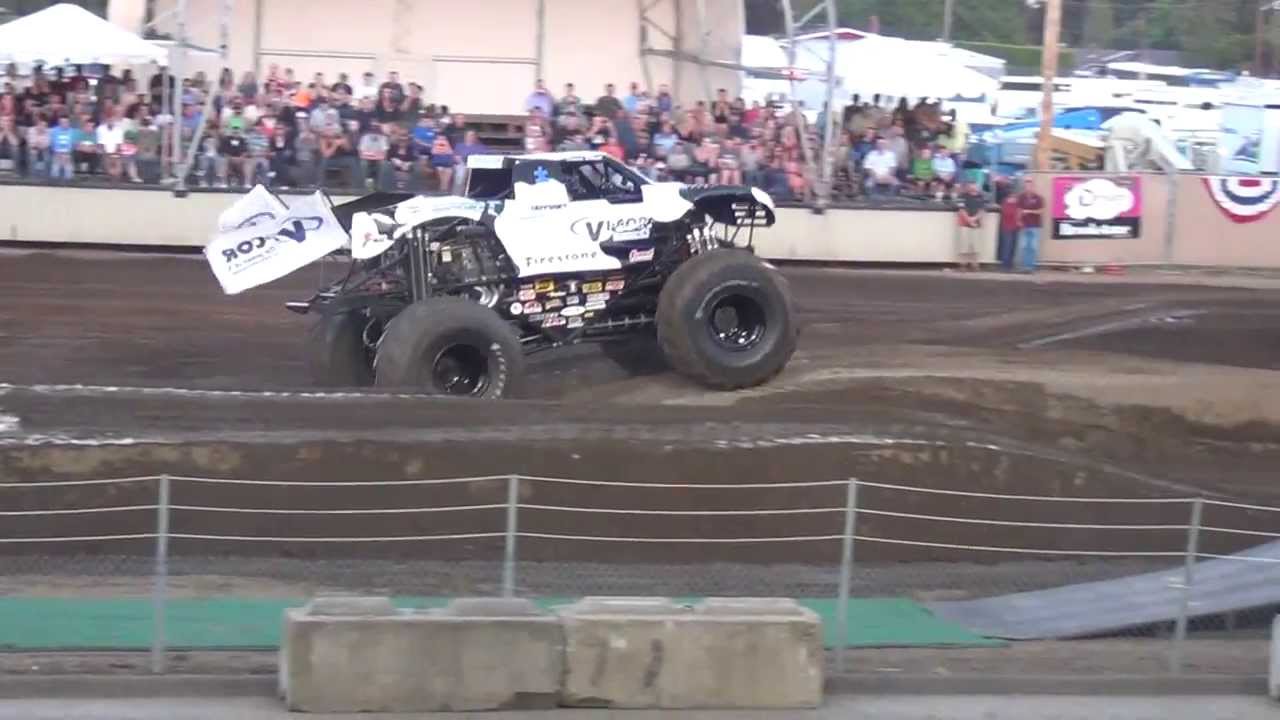 Vi-Cor Bigfoot#15 wheelie contest @ NW WA Fair 2013