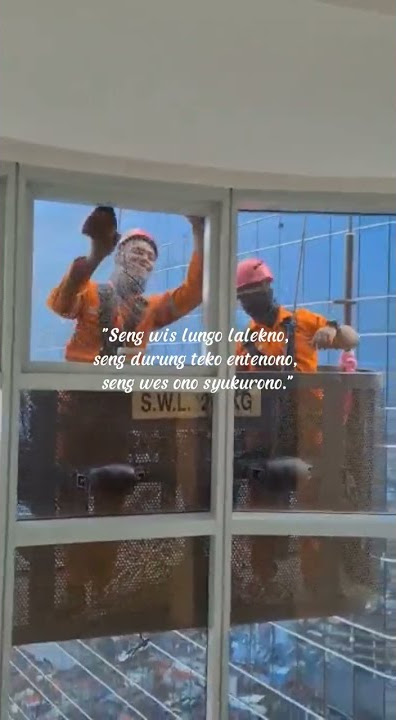 story WA pekerja ketinggian