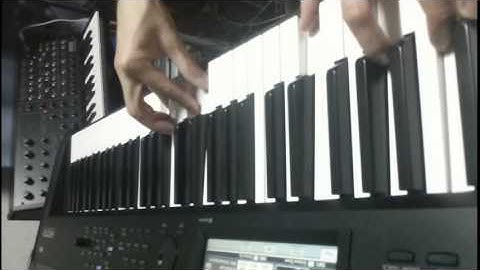 KORG MS-20 mini Demo 01 : MIDI Connecting Test