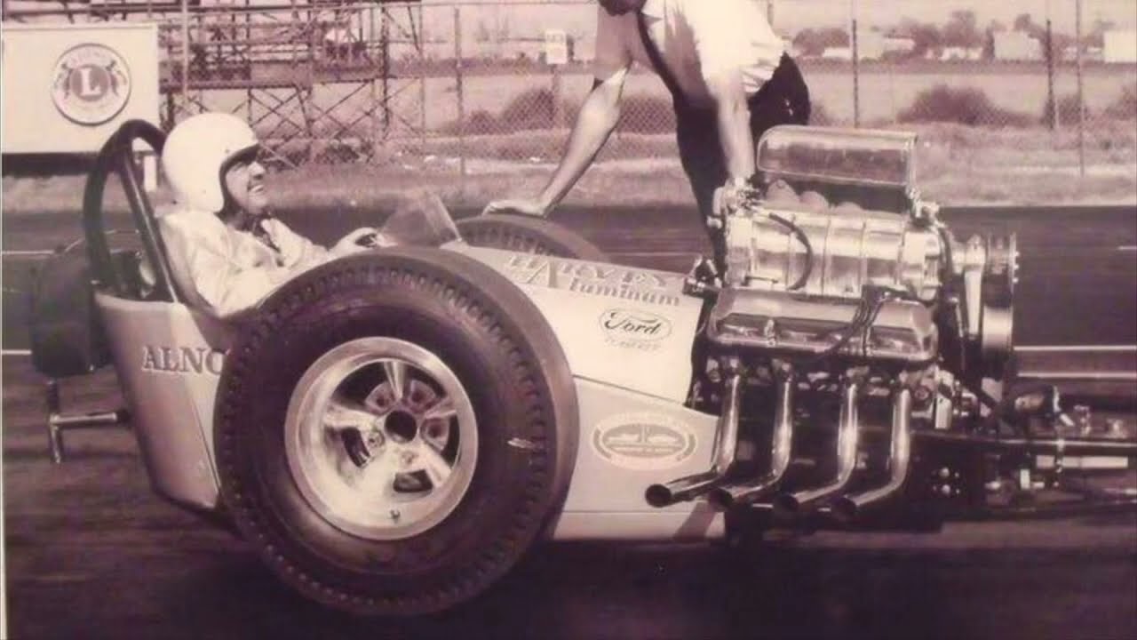 Vintage Top Fuel Dragsters (Nostalgia Nitro Slingshots) Men vs Machines