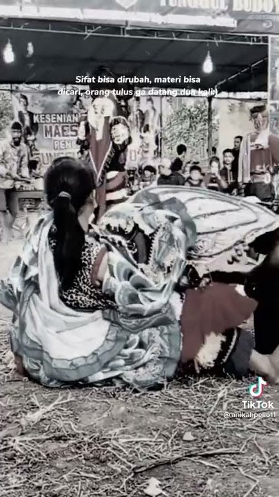 pembarong cantik Story wa galau