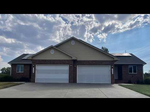 1220 and 1222 Lazy Creek Ct, Newton, KS home video tour
