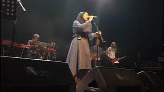 Sinéad O'Connor-Never get old live Vicar Street 2019-10-29
