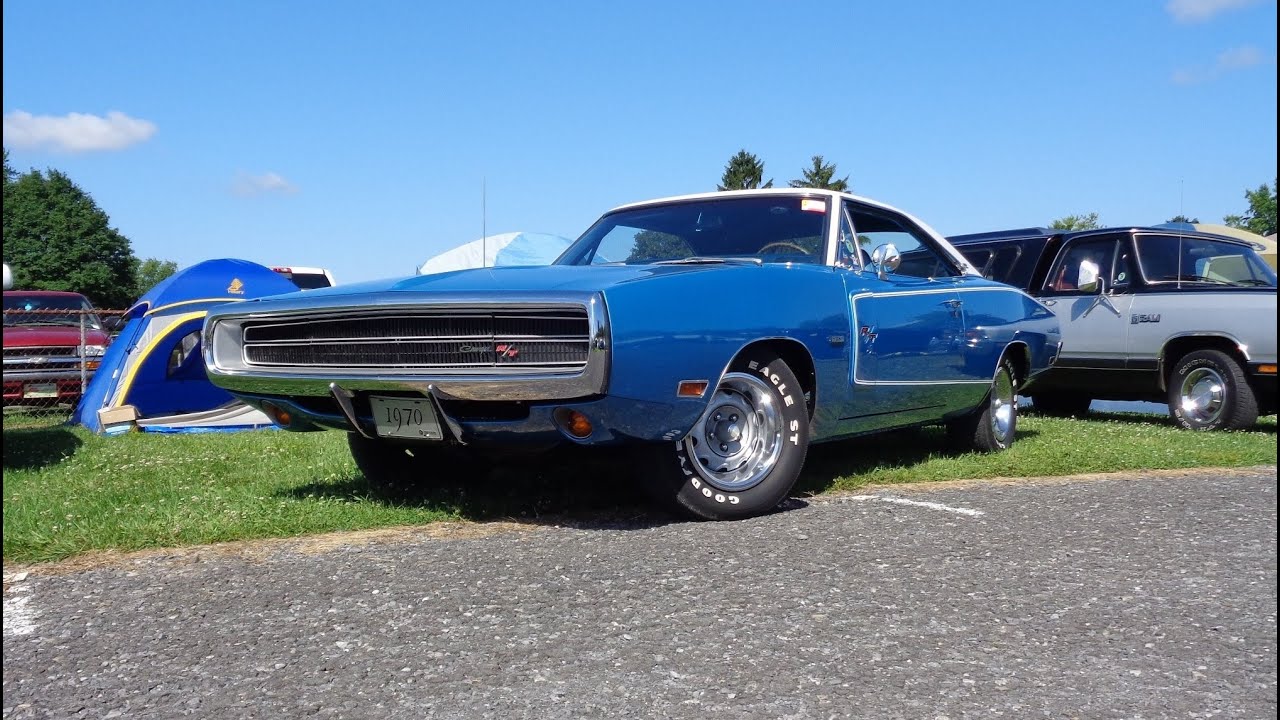 1970 Dodge Charger R/T RT SE in B5 Blue & 426 Hemi Engine Sound on My ...