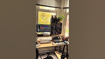 A sequence of events 🍃🕰️🦌