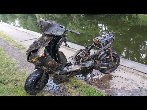 MOPED FOUND !!!!! Magnet Fishing Tales From The River Bank - YouTube