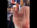 شيرين تشدو بصوتها على كلها غيرانة منذ قليل من حفل الزفاف في مصر