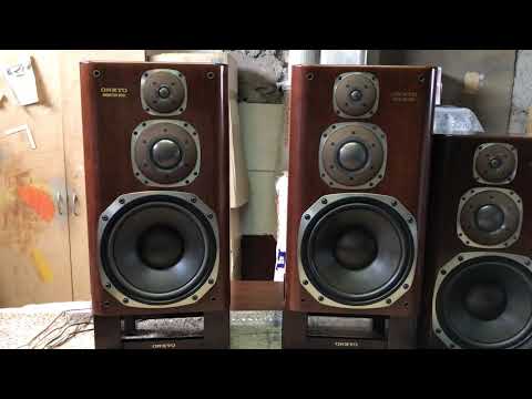Onkyo monitor 900 - YouTube