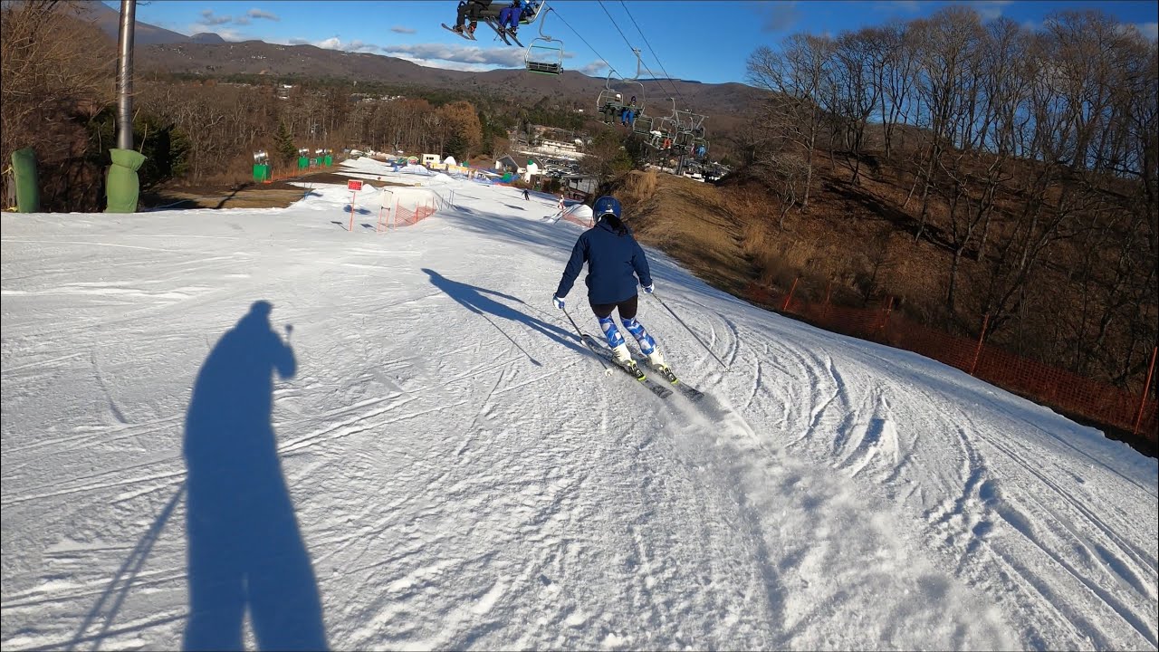 [GoPro HERO 8] 女子大生の初滑りを追い撮り！ in軽井沢プリンスホテルスキー場 - YouTube