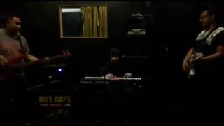 Download lagu Disini senang disana senang