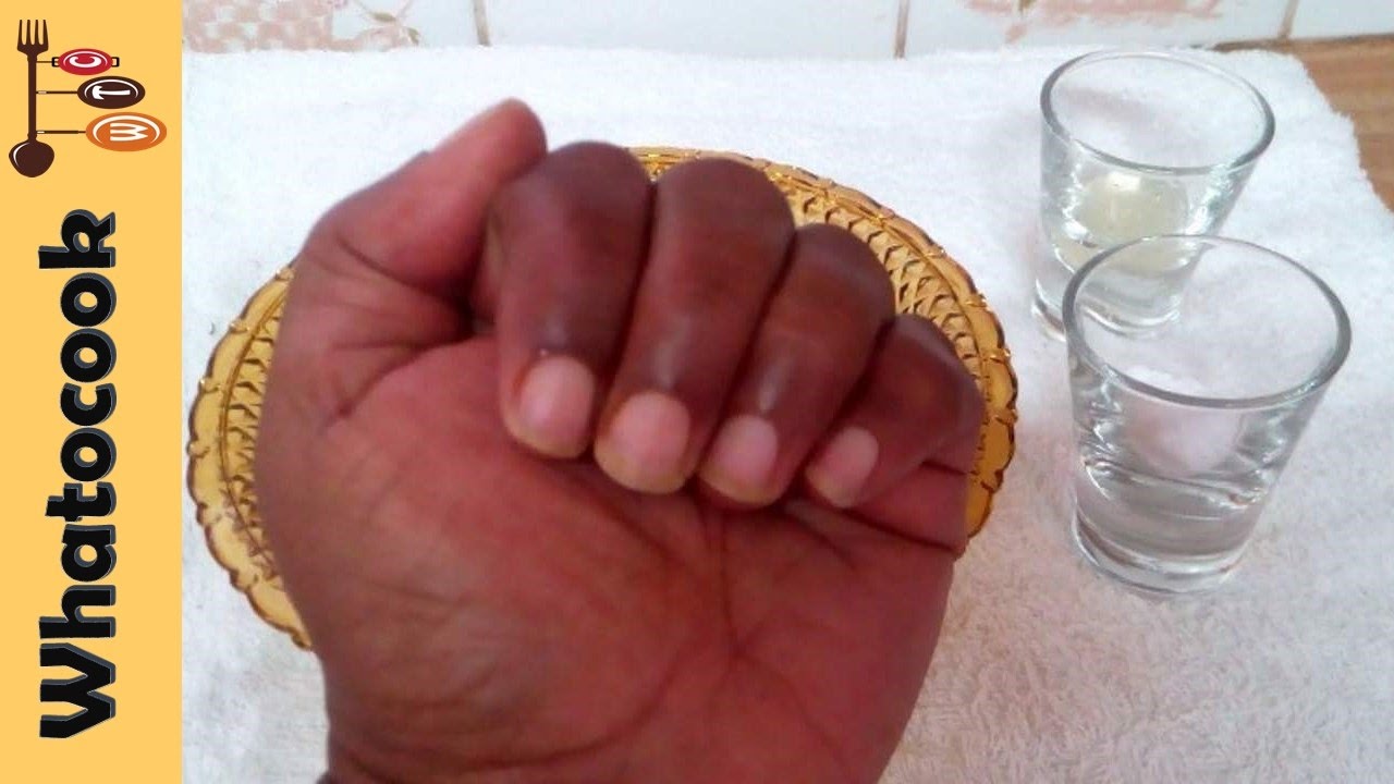 How To Remove Yellow Stains (Turmeric And Curry Powder) From Under  Fingernails 👐🏿 - YouTube