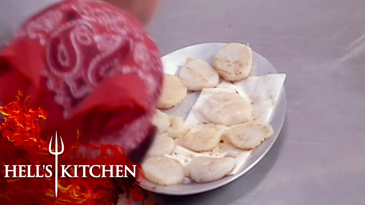 Sterling Struggles To Cook Scallops Hell's Kitchen YouTube