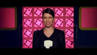 Lucie Bernardoni La comédie musicale d’éram (Ce qui fait marcher les filles) 2013