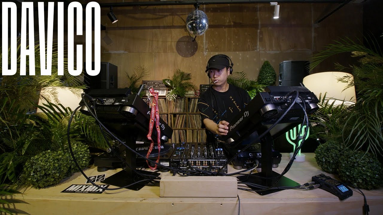 DAVICO | MIXMIXTV  POP-UP STUDIO / SFACTORY