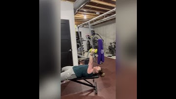 Alternating skull crushers