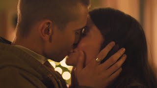 Home for Christmas: Season 2 / Kiss Scene — Johanne and Jonas (Ida Elise Broch and Felix Sandman)