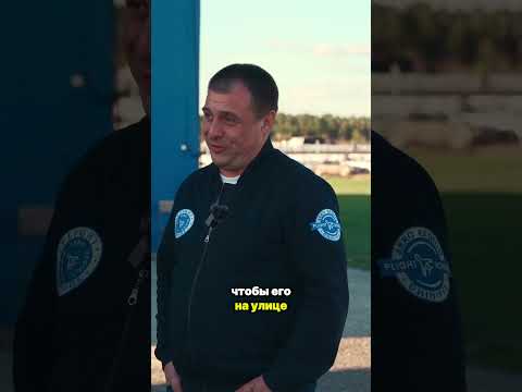 Где хранят самолёты? Сколько самолётов помещается в ангар? Гараж для самолета! #shots