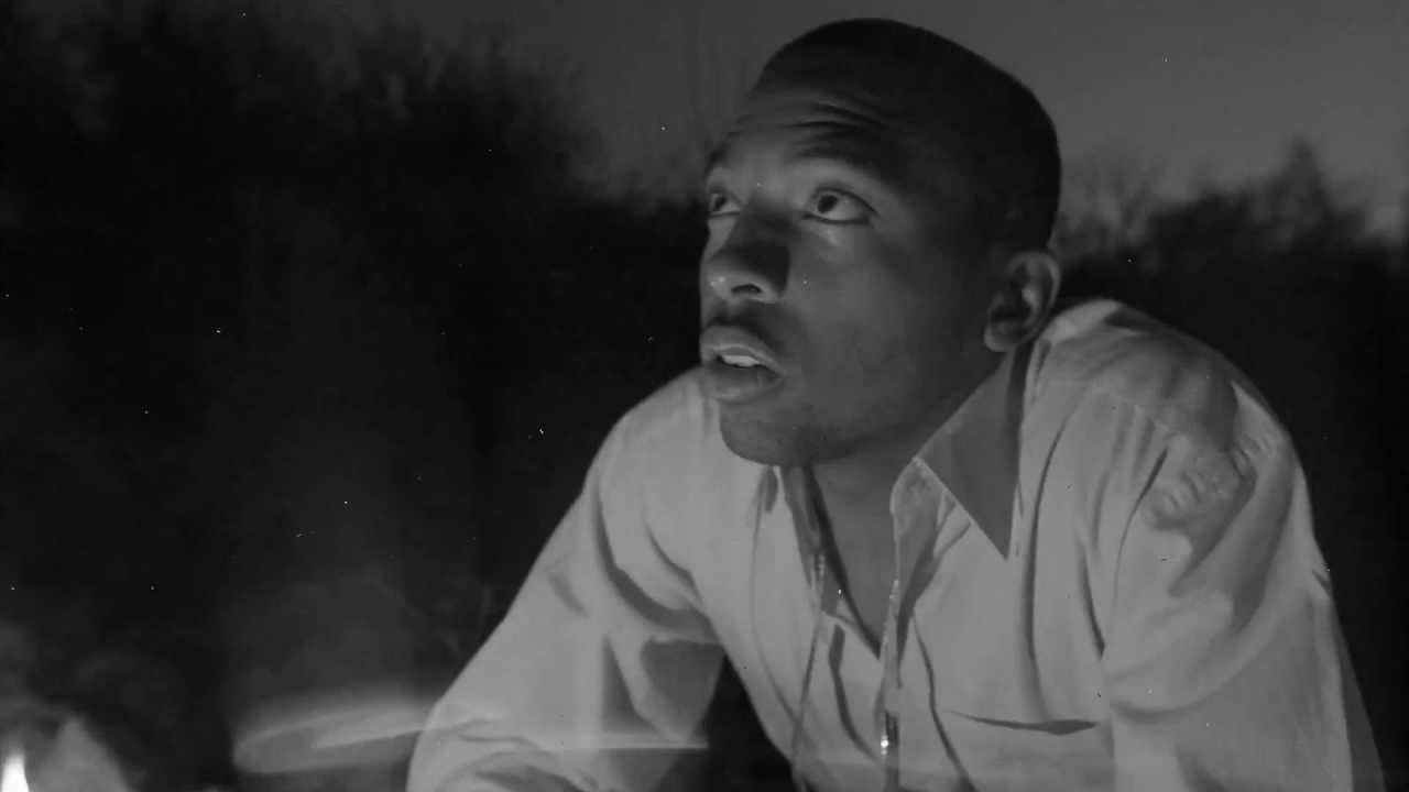 Dee Goodz - Time Machine (OFFICIAL MUSIC VIDEO) auf YouTube ansehen Dee Goodz - Time Machine (OFFICIAL MUSIC VIDEO) auf YouTube ansehen