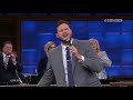 Live Praise and Worship Medley - FWC Singer Joseph Larson