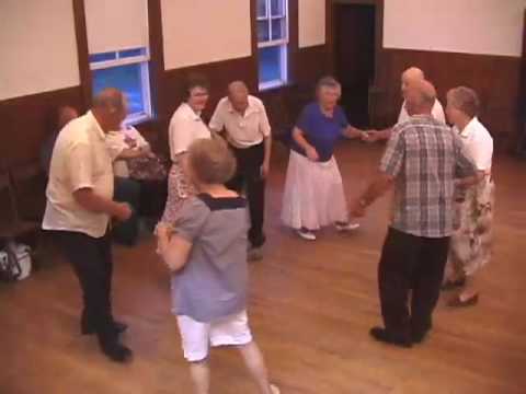 Square dance - First Two Gents Cross Over