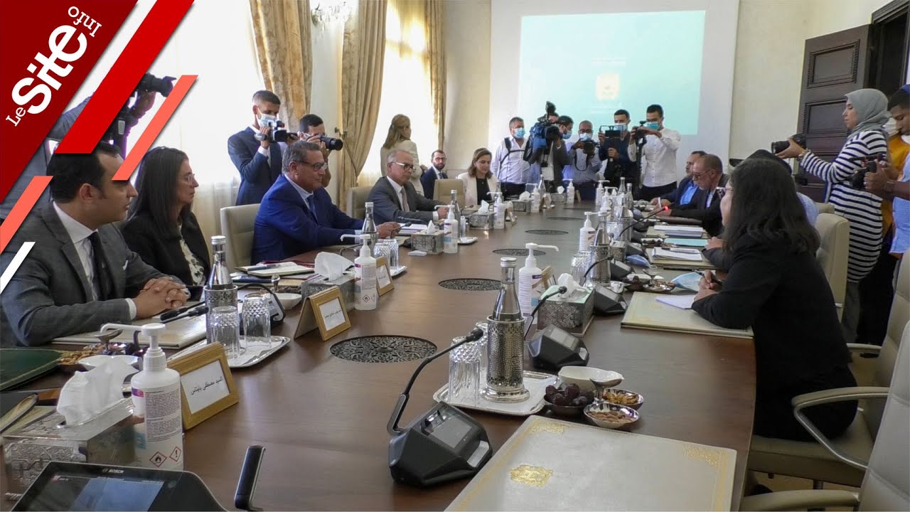 ضمنها الزيادة في نسبة معاشات التقاعد وأجور الموظفين.. وزراء مغاربة يكشفون خلاصات الحوار الاجتماعي