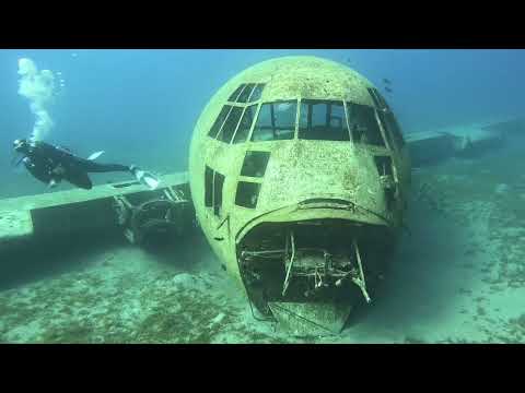 Diving the Lockheed C-130 Hercules and tank, in Aqaba, Jordan @agscuba