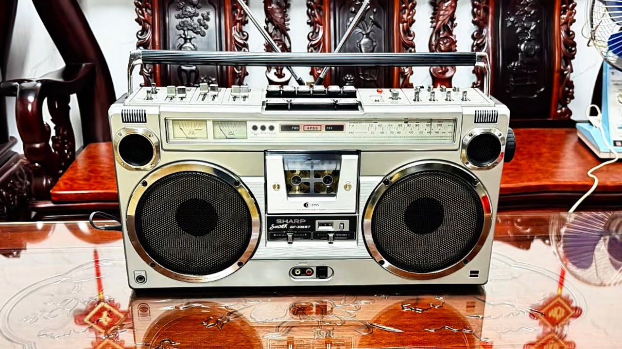 Sharp GF 305st in excellent condition (missing styrofoam packaging