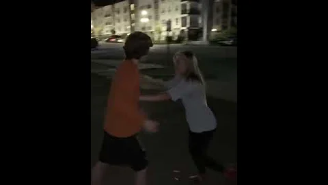 Danny Duncan Throwing Hands