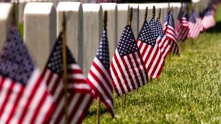 Memorial Day ‘Flag-In’ tradition