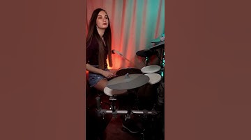 Mötley Crüe - Kickstart My Heart (drum cover) #drumgirl #drumcover #mötleycrüe