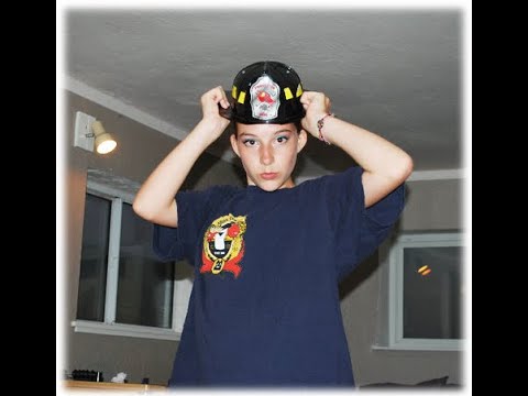 Fake News anti-gossip pop choir tune with duet - Lessia Bonn songwriter ...