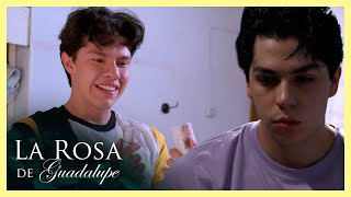 Gerardo le roba a su hermano y se descubre un oscuro secreto  La Rosa de Guadalupe 2/4 | Producto…