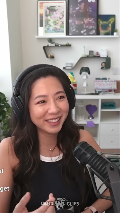 Leslie’s Social Anxiety Around Extra Emily! 😳😂