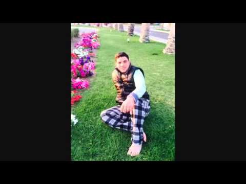   بحب كلامك في شفايفك