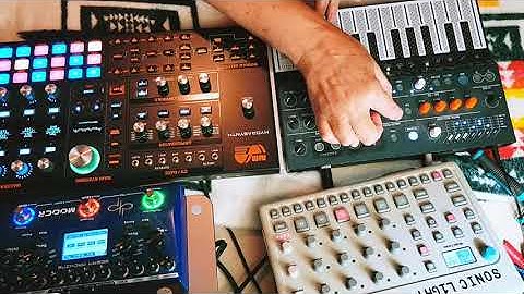 Cool Blue Reverie - HydraSynth, Microfreak, Model:Cycles, Infinity 2 Looper