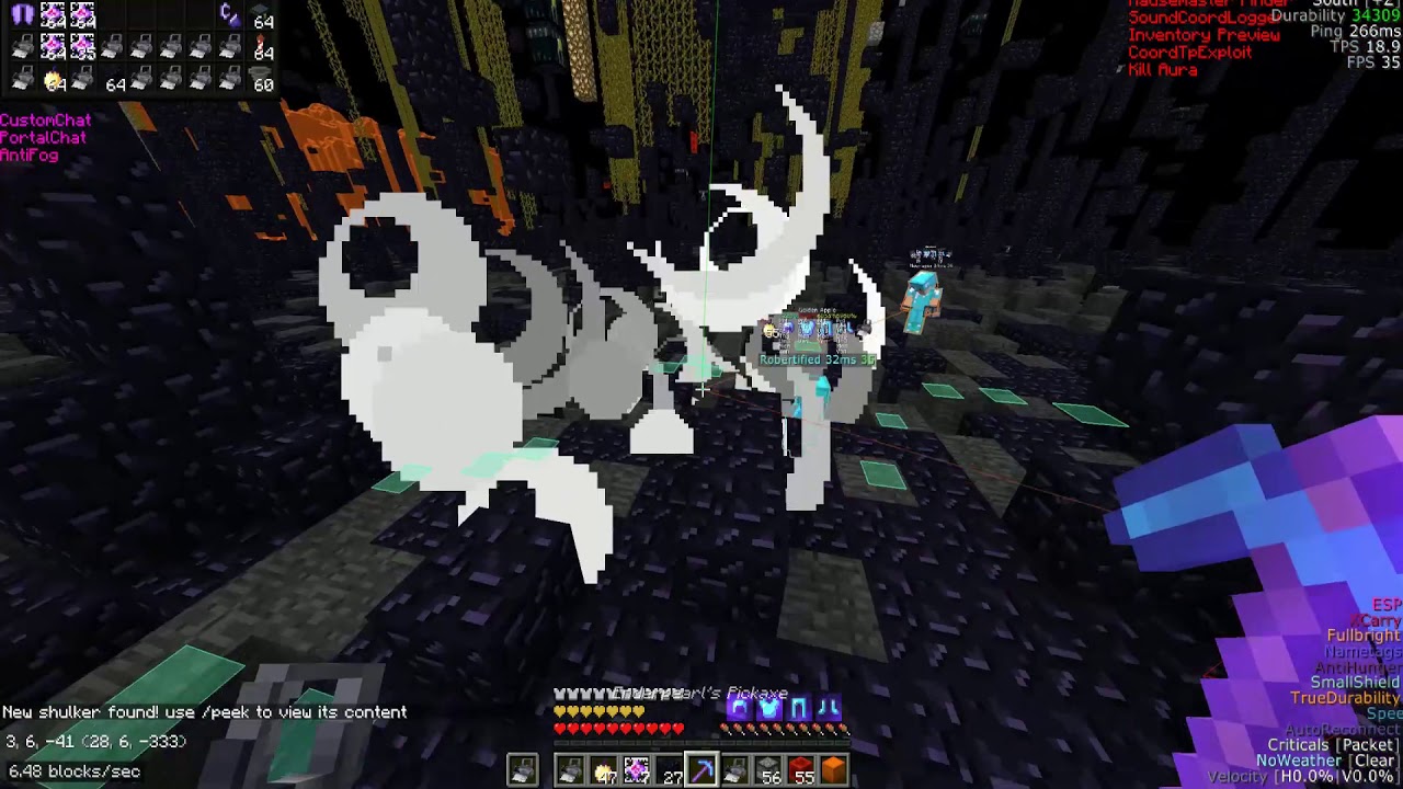 Butchering Highland members with 32ks at 2b2t spawn