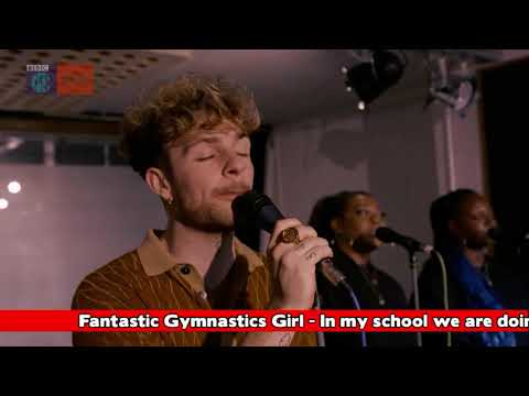 OMG I’m on tv on Blue Peter from the ending of Tom Grennan with me sharing a smile on comic relief