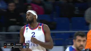 07.12.2019 / KIROLBET Baskonia - Anadolu Efes / Chris Singleton