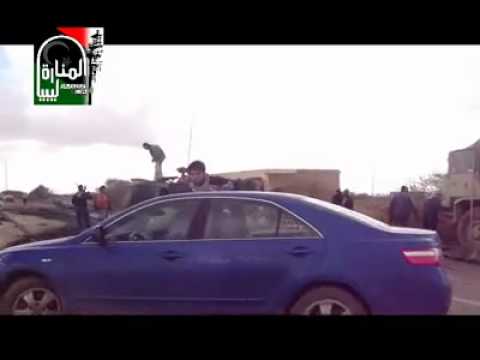 تدمير اليات القذافي العسكرية الي كانت مجهزة لضرب بنغازي وتم تدميرها من قبل القوات الفرنسية بالقرب من قمنيس 