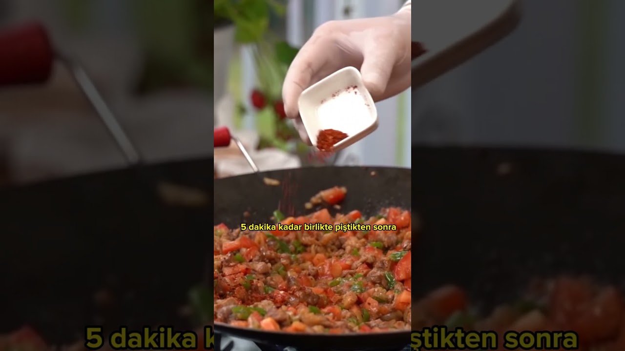 BAHAR AYININ SEVİLEN LEZZETİ: SAÇ KAVURMA #shorts #saçkavurma #kavurma #yemek #yemektarifleri