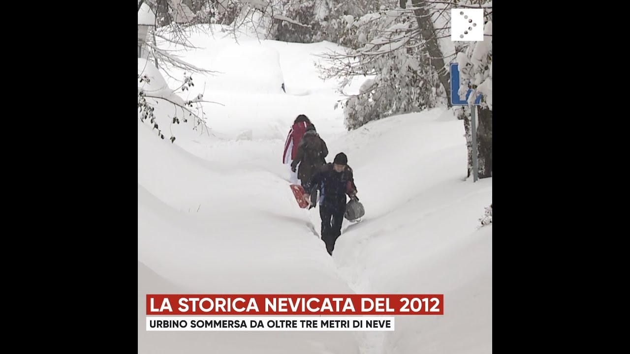Urbino, la storica nevicata del 2012: oltre tre metri di neve