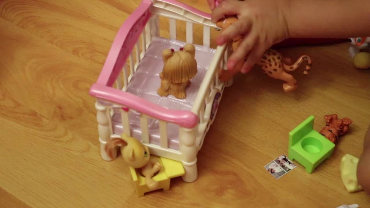 #1 Little toys in a princess house | Играемся в игрушки