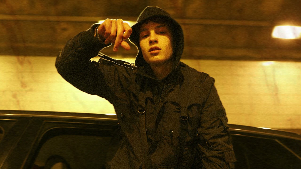 Ares - Eihä? (feat. LEWIZKI)