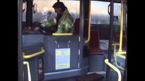 Brighton&Hove Dennis Dart 250 with starting problems at Lewes Road Garage  (Re-upload Feb 2014)